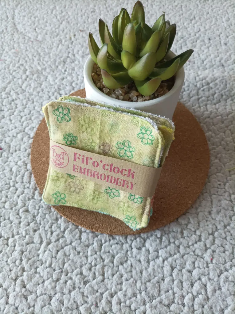 Lingettes lavables réutilisables - Lot de 4 - Motif fleurs vertes